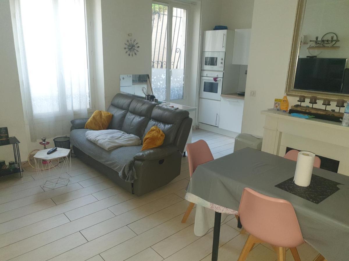 Super F3 A Cote De Disney Land Et Paris Thorigny-sur-Marne Exteriör bild
